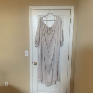 Beautiful Off the Shoulder Silk Gown!